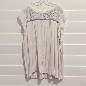 GNW Lace Overlay Short Sleeve White Top size 1X​